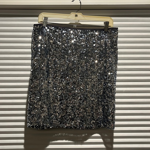 Silver sequin skirt - Picture 1 of 1
